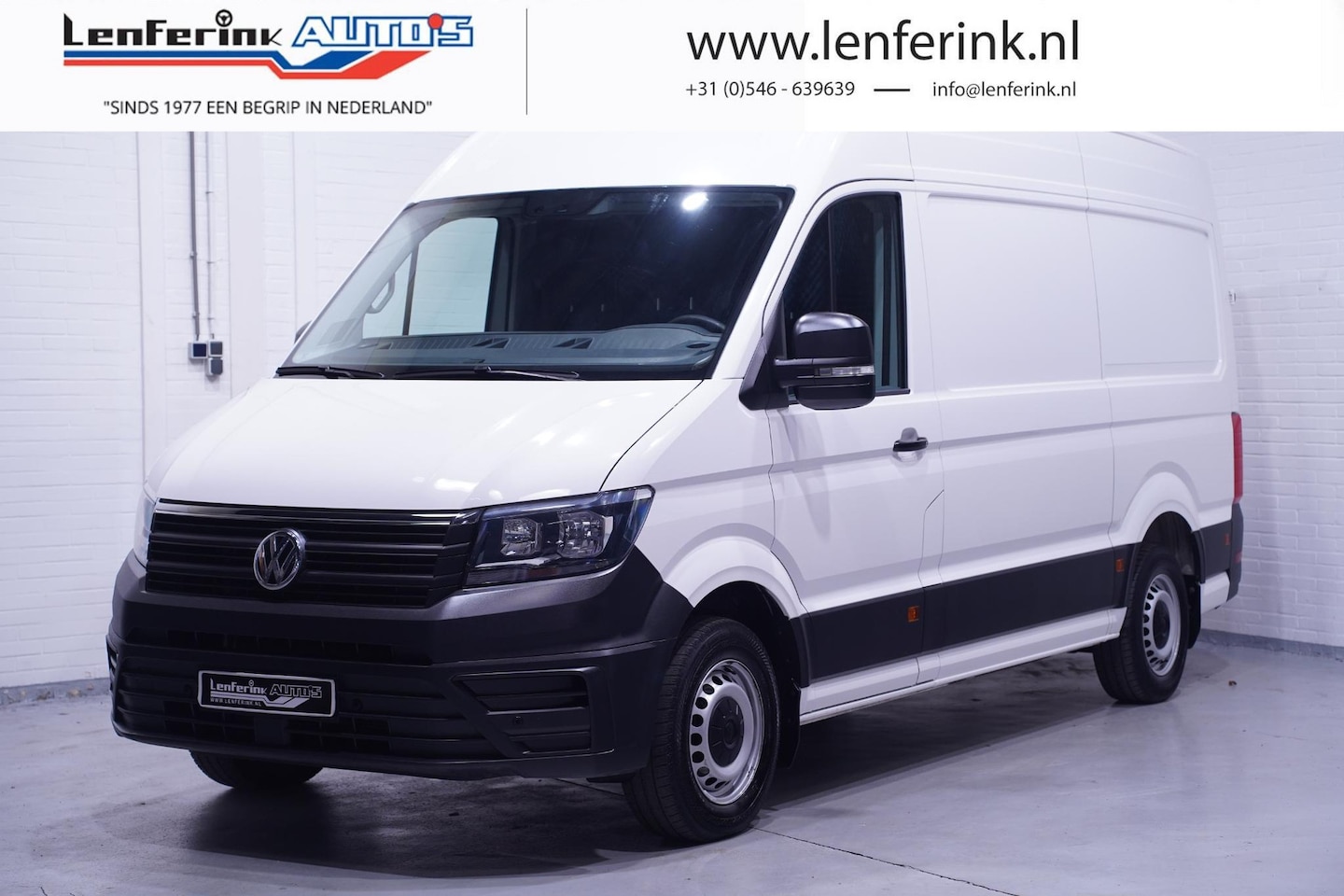 Volkswagen Crafter - 2.0 TDI 140 pk DSG Aut. L3H3 Navi, Camera Sortimo Kasten Laadruimte, PDC V+A, Airco, 3-Zit - AutoWereld.nl