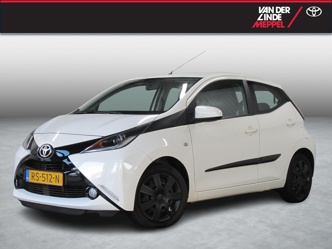 Toyota Aygo - 1.0 VVT-i x-play Airco Camera - AutoWereld.nl