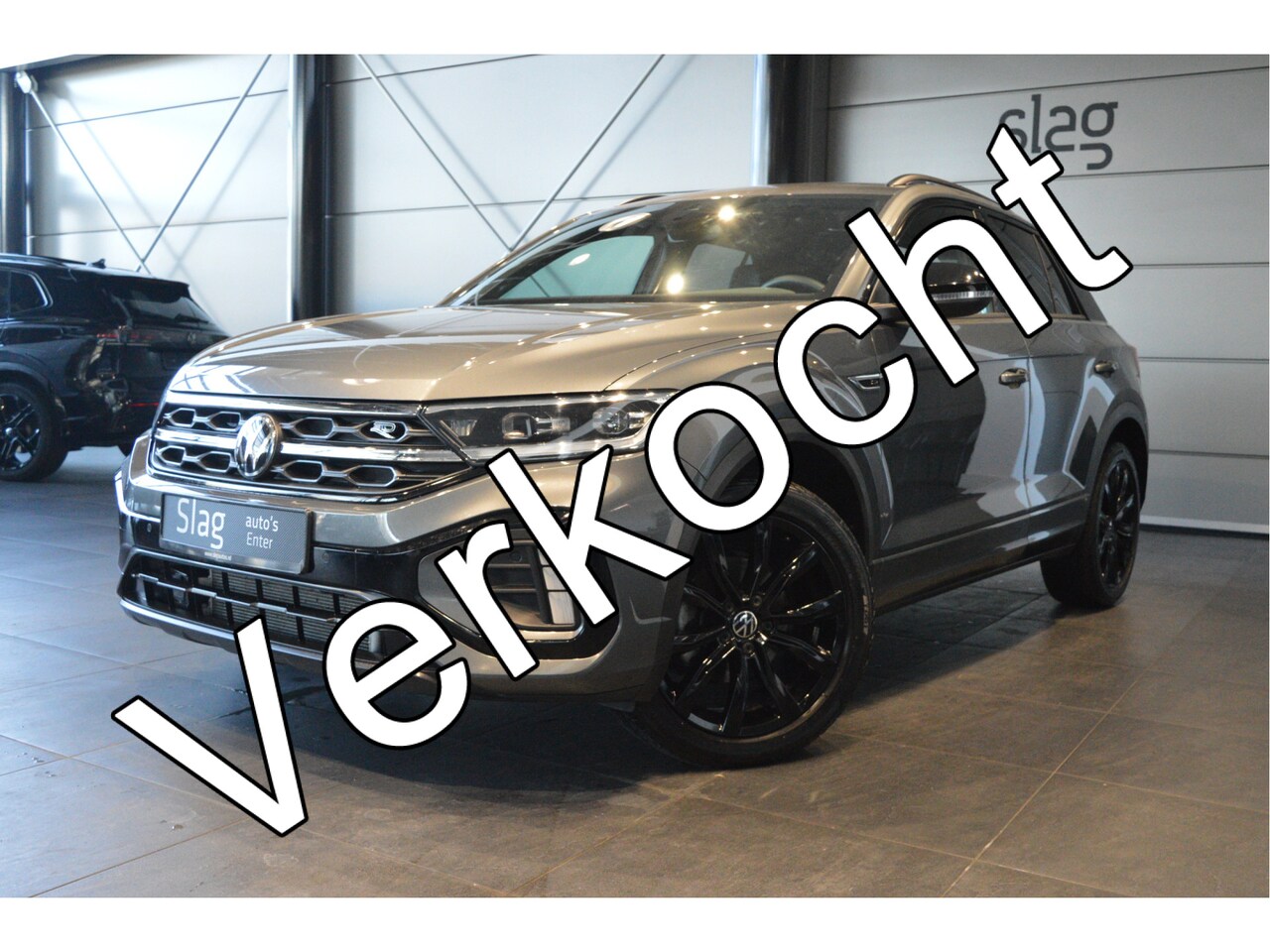 Volkswagen T-Roc - 1.5 TSI 3X R-LINE Black Style navi camera led keyless 18 inch !! - AutoWereld.nl