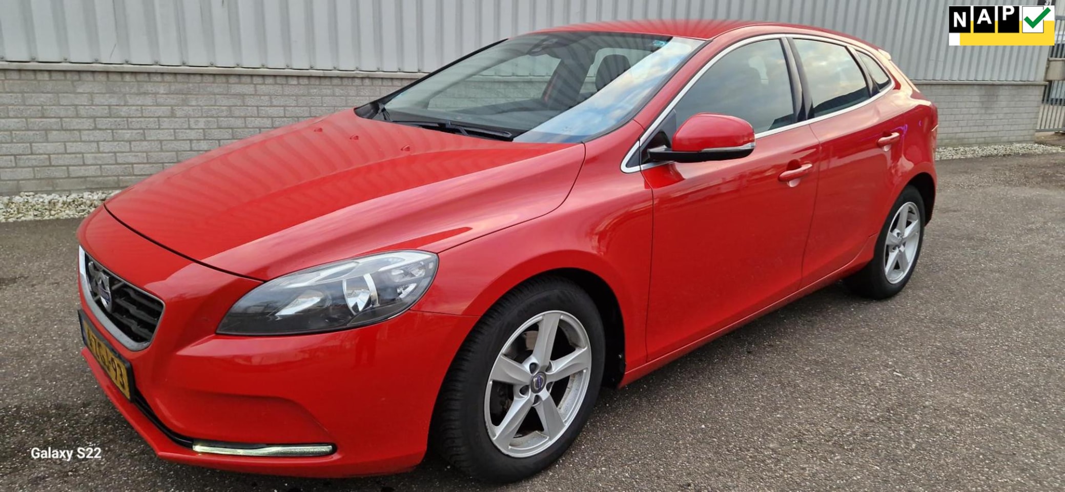 Volvo V40 - 1.6 D2 Summum 1.6 D2 Summum - AutoWereld.nl