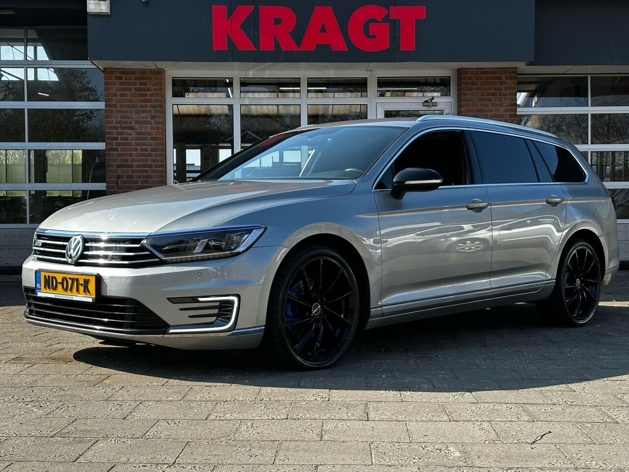 Volkswagen Passat Variant - Connected Series 1.4 TSI GTE - APK 01-2026! - AutoWereld.nl