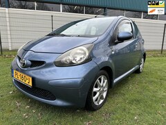 Toyota Aygo - 1.0-12V