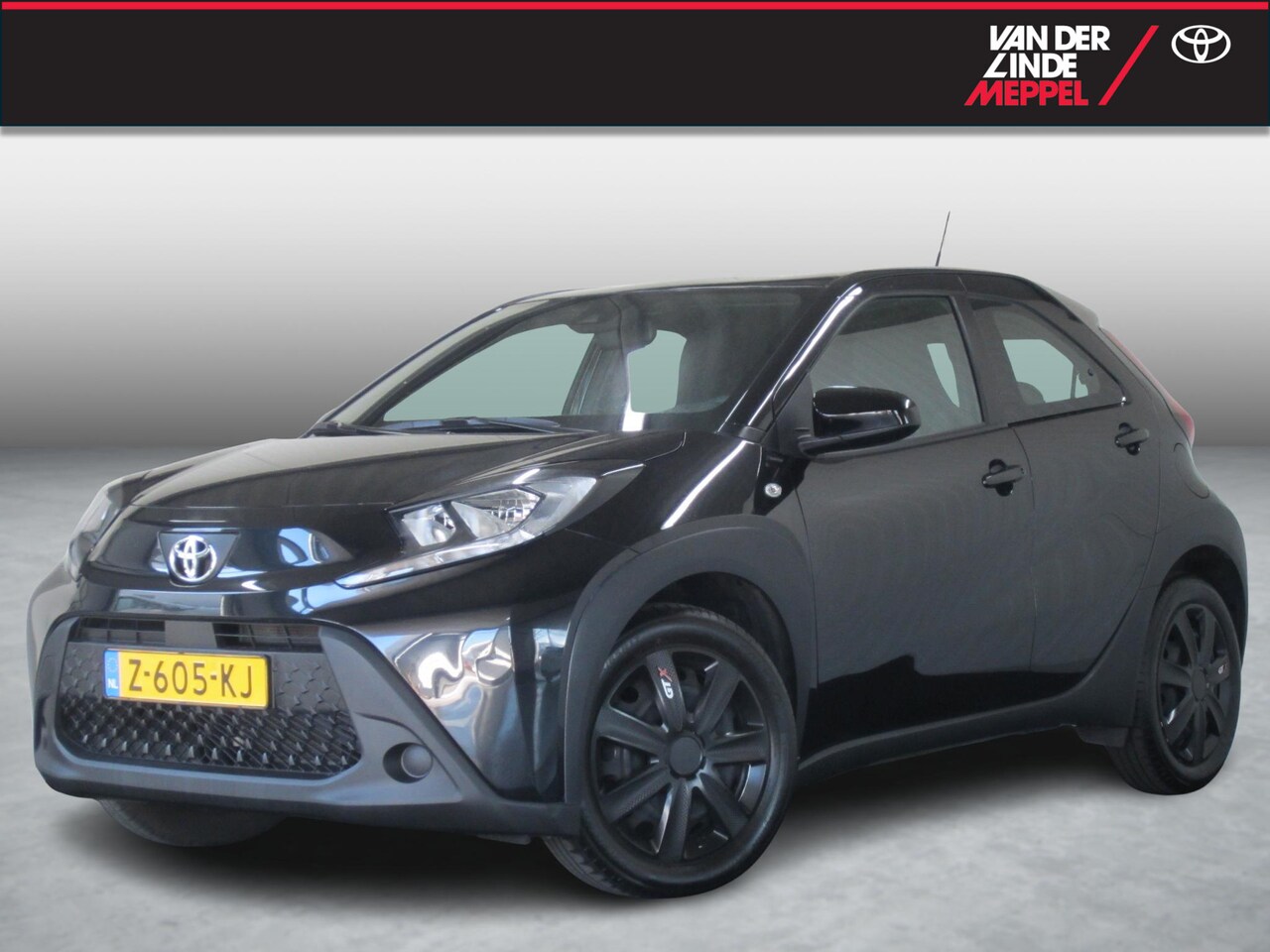 Toyota Aygo X - 1.0 VVT-i MT Play CarPlay Cruise Control Airco - AutoWereld.nl