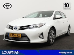 Toyota Auris - 1.8 Hybrid Executive Limited | Half leder | Parkeersensoren | Stoelverwarming | 17"LM velg