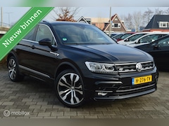 Volkswagen Tiguan - 1.5 TSI ACT Highline Business R | Pano-dak | Trekhaak