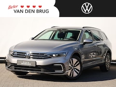 Volkswagen Passat Variant - 1.4 TSI PHEV GTE Business 218pk DSG | LED | Navigatie | Head up display | Side assist | St