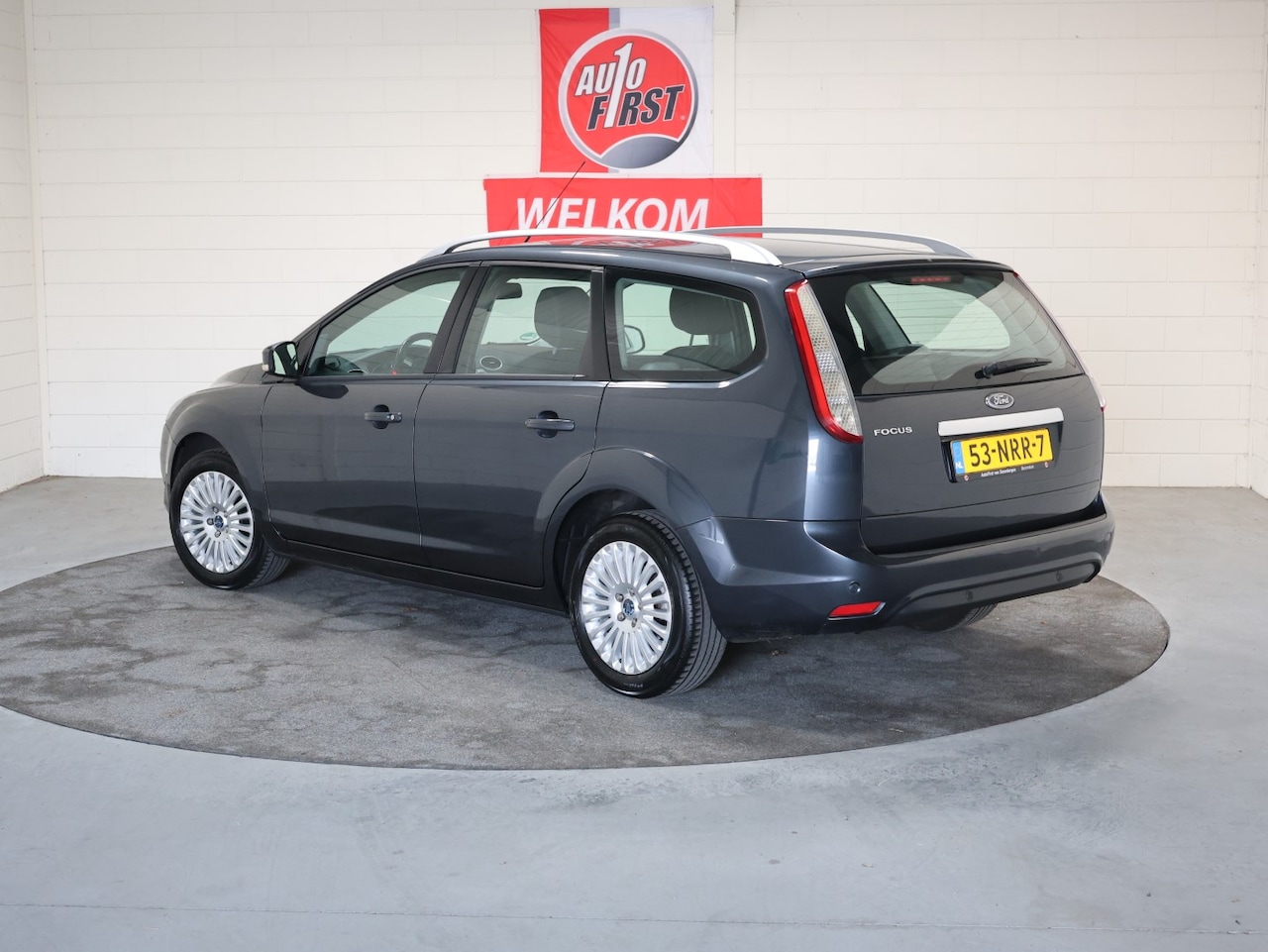 Ford Focus Wagon - 1.8 Limited 1.8 Limited, 1e eigenaar, Climate control, Cruise control, Navigatie, P sensoren achter, L - AutoWereld.nl