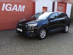 Opel Grandland X - 1.2 Turbo Bns Exec. CC, stoelverw, trekhaak