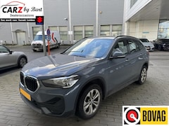 BMW X1 - sDrive18i EXECUTIVE AUTOMAAT Trekhaak | Keyless | Head Up Display | Navi