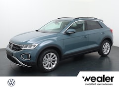 Volkswagen T-Roc - Life Edition 1.5 110 kW / 150 pk TSI SUV 7 versn. DSG | Climatronic | Multimedia pakket in