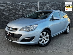 Opel Astra Sports Tourer - 1.4 Turbo Blitz Navigatie|Cruise Control|Trekhaak|Dealer Onderhouden|Led|PDC