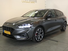 Ford Focus - ST line 182 pk B&O sound Winter & park