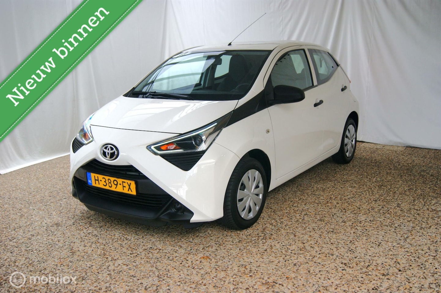 Toyota Aygo - 1.0 VVT-i x 1.0 VVT-i x - AutoWereld.nl