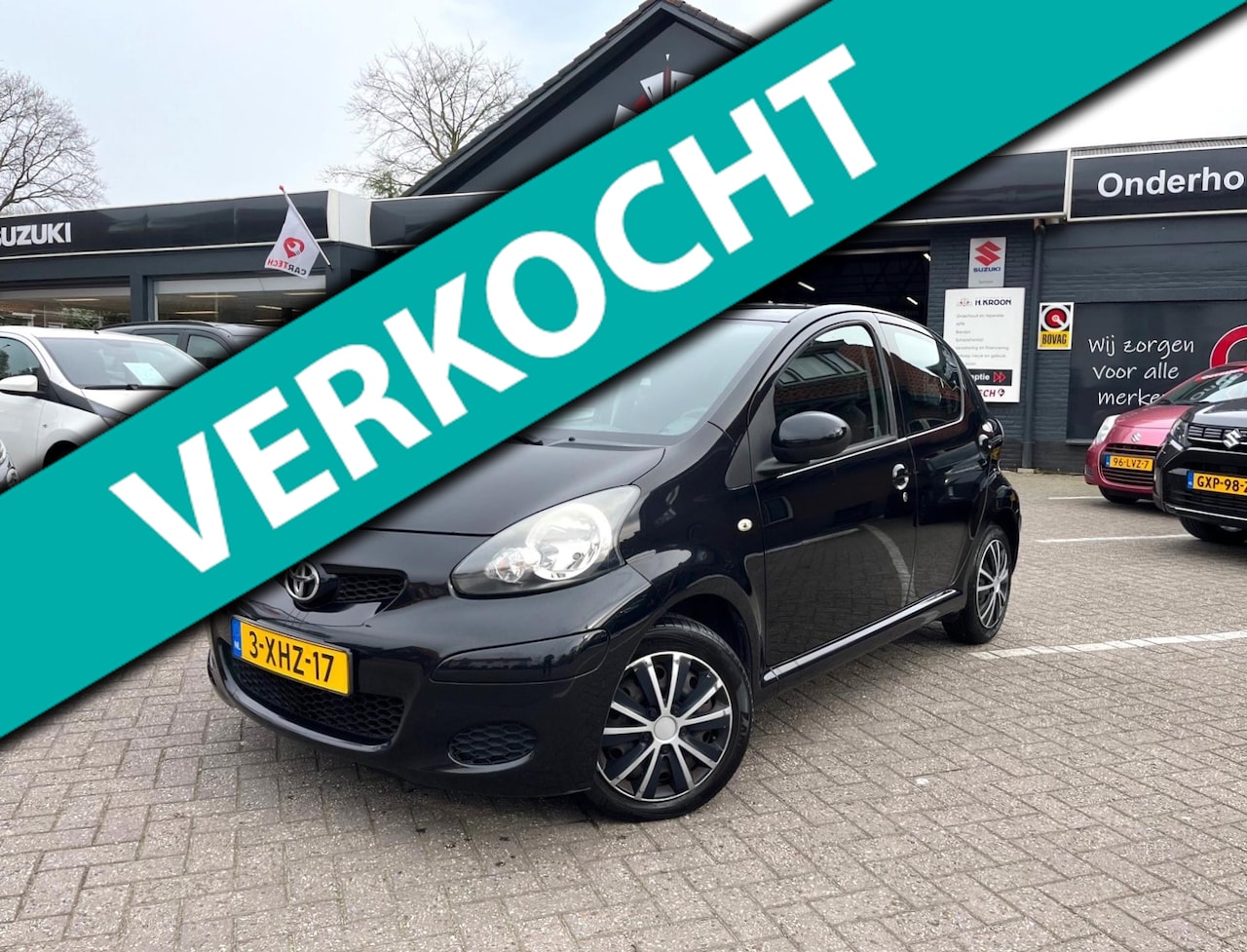 Toyota Aygo - 1.0-12V Black Edition Airco - AutoWereld.nl