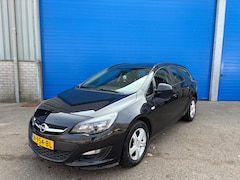 Opel Astra Sports Tourer - 1.4 Berlin