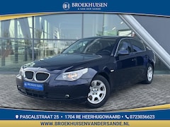 BMW 5-serie - 520i Executive 170pk Automaat / Navigatie / 2 Setten velgen