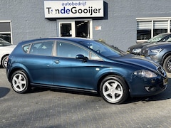 Seat Leon - 1.6 Reference | AIRCO | PDC | 17" |