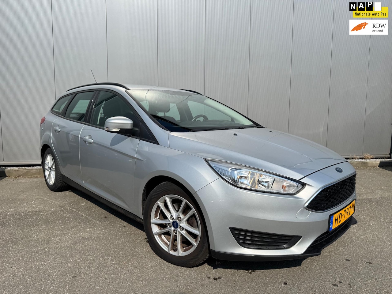 Ford Focus Wagon - 1.5 TDCI Trend Edition 1.5 TDCI Trend Edition - AutoWereld.nl