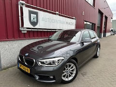 BMW 1-serie - 116i Executive // 5-DRS // Clima // Navi // 141 DKM NAP