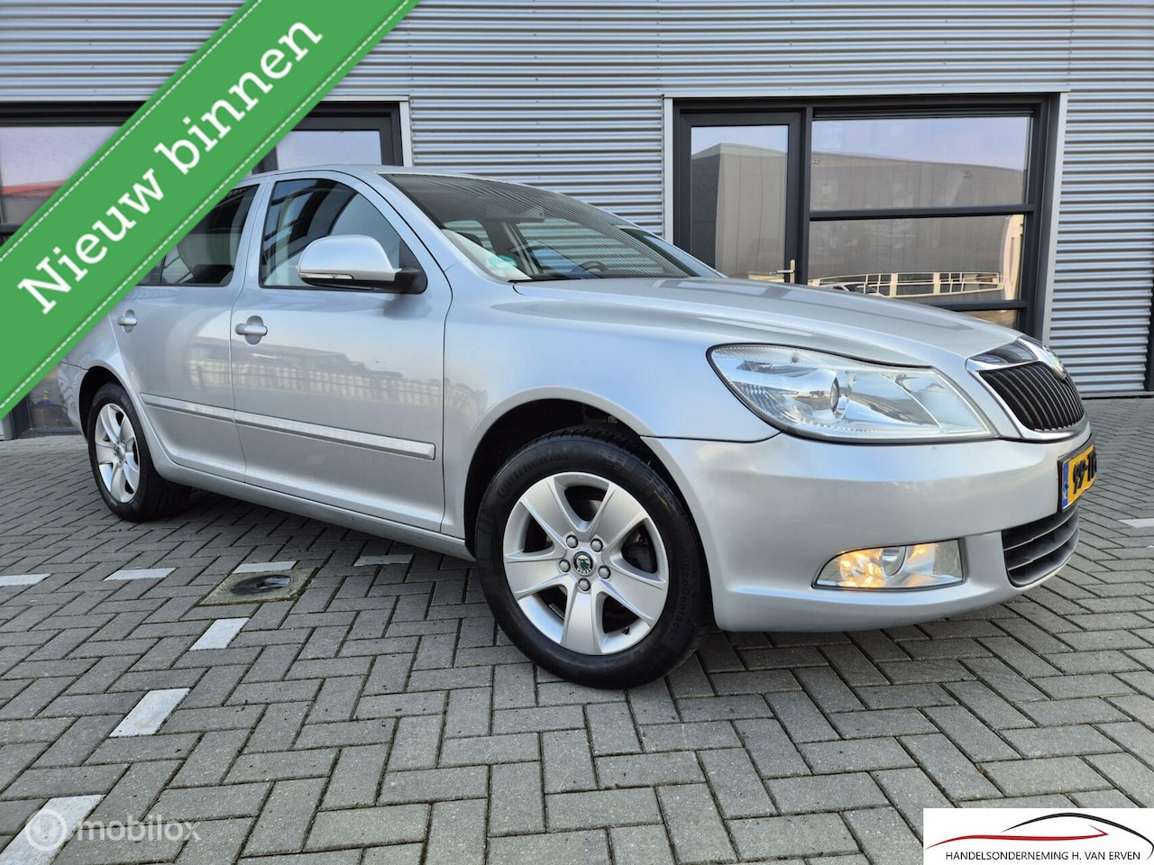 Skoda Octavia - 1.2 Business Line XENON NAVI PDC NAP - AutoWereld.nl