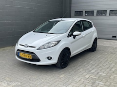 Ford Fiesta - 1.4 Trend 5DR | AIRCO | All-season | Trekhaak |