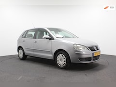 Volkswagen Polo - 1.4-16V Optive | NAP | Airco | Trekhaak | Netjes | Elektrische ramen