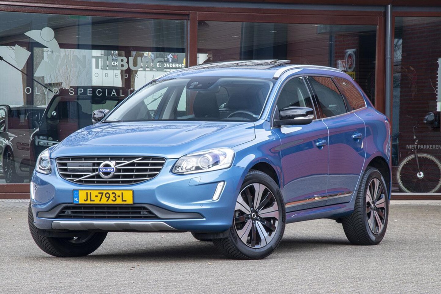 Volvo XC60 - 2.0 D4 FWD Ocean Race 2.0 D4 FWD OCEAN RACE - AutoWereld.nl