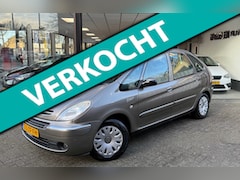 Citroën Xsara Picasso - 1.6i-16V AIRCO CLIMATE | CRUISE | TREKHAAK | NAP