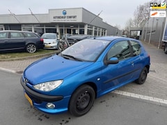 Peugeot 206 - 1.4 XR Challenge