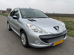 Peugeot 206 - 1.4 XS AIRCO/CRUISE/NIEUWE DISTRIBUTIERIEM