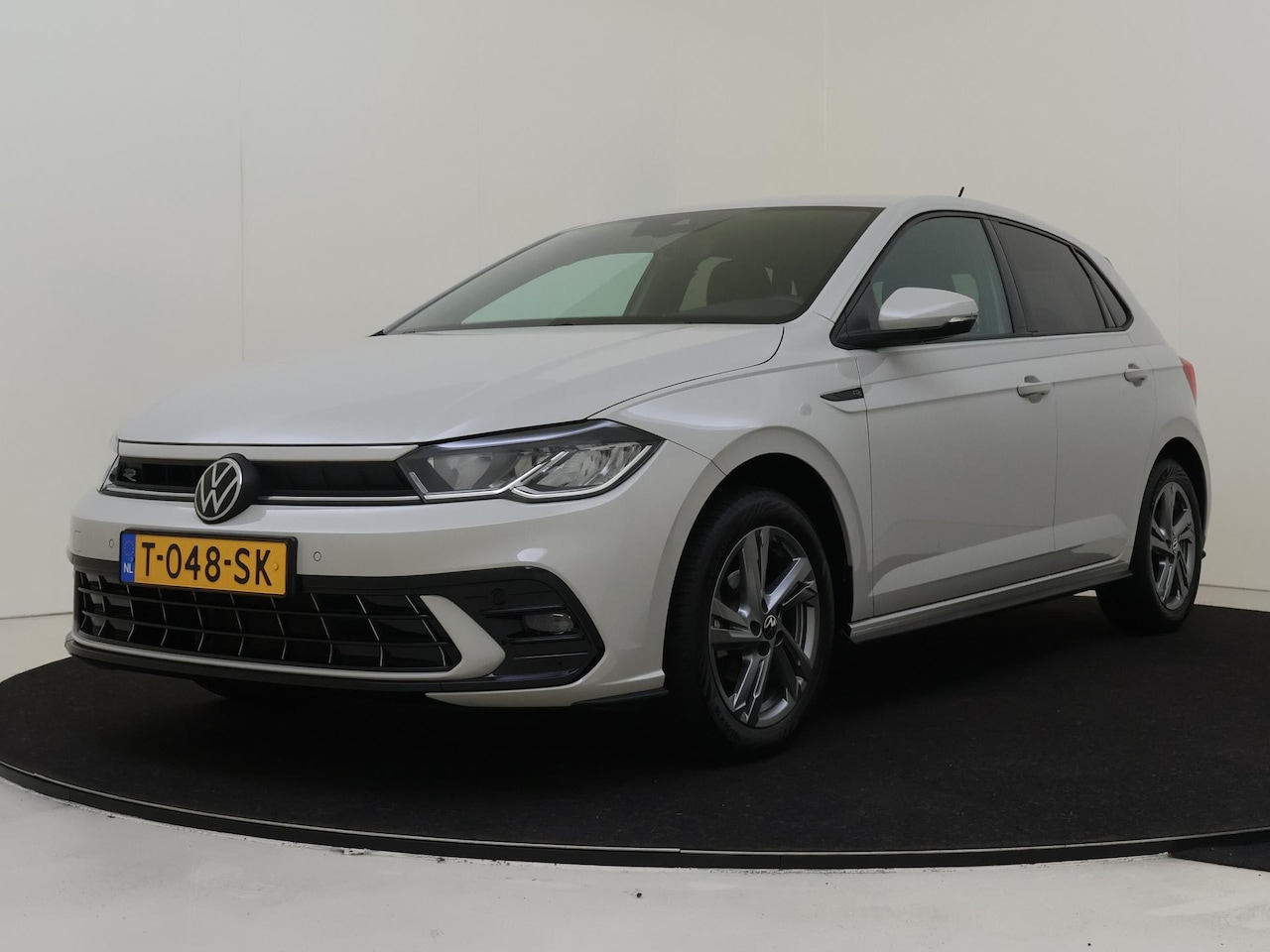 Volkswagen Polo - 1.0 TSI R-Line | Achteruitrijcamera | Digitale cockpit plus | CarPlay | Adaptieve cruise c - AutoWereld.nl