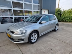 Volkswagen Golf - 1.2 TSI Highline