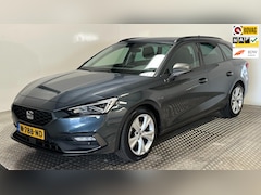 Seat Leon Sportstourer - 1.5 TSI FR Business Intense benzine navigatie carplay parkeersensoren cruisecontrole camer