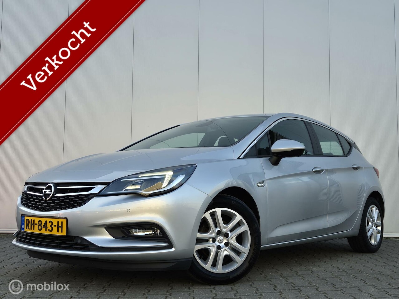 Opel Astra - 1.0 ONLINE EDITION AUTOMAAT/LED/CARPLAY/NAVI/BLUETOOTH/CLIMATE - AutoWereld.nl