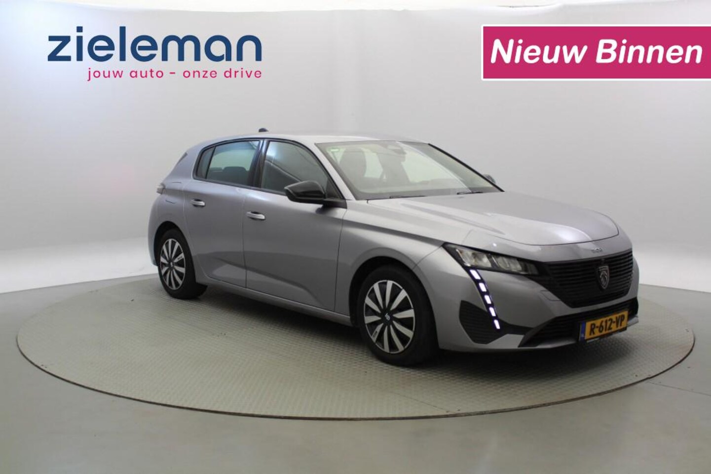 Peugeot 308 - 1.2 PureTech Active Pack Business - Carplay - AutoWereld.nl