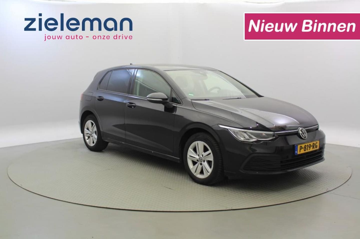 Volkswagen Golf - 2.0 TDI Style Automaat - Carplay, Digitaal Cockpit, Stoelverw. - AutoWereld.nl