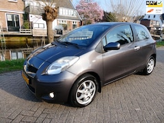 Toyota Yaris - 1.3 VVTi 101pk 4-Cilinder Automaat Clima Historie