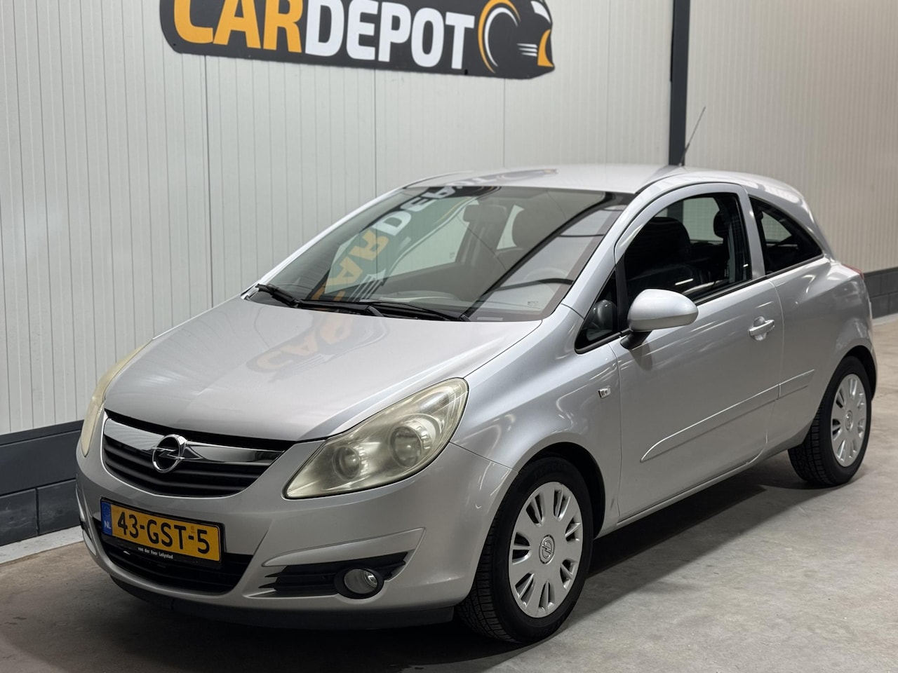 Opel Corsa - 1.4-16V Enjoy 1.4-16V Enjoy - AutoWereld.nl