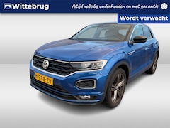 Volkswagen T-Roc - 1.5 TSI Sport Business R / Digitaal dashboard / 3 x R-line / Navigatie / Camera / Lichtmet