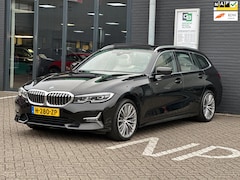 BMW 3-serie Touring - 320i High Executive Edition/1STE EIG/M-PAKKET/CAMERA/PANO-DAK/NL-AUTO NAP