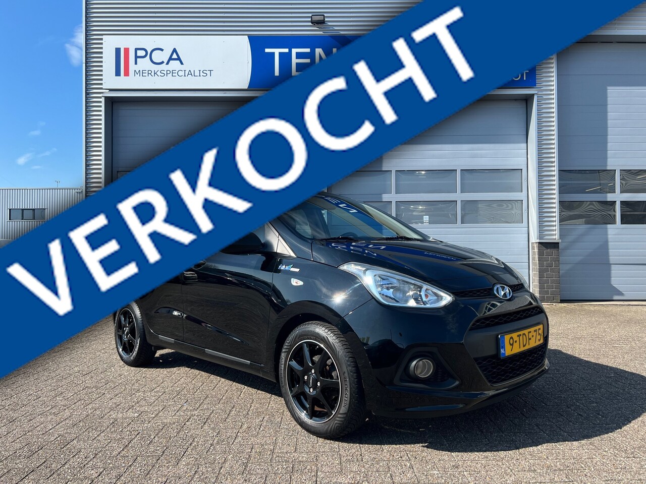 Hyundai i10 - 1.0i i-Drive | 5 Deurs | Lichtmetalen velgen | Zwart | - AutoWereld.nl