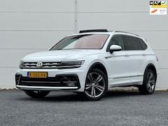 Volkswagen Tiguan Allspace - 1.5 TSI R-Line Org NL Pano Virt Leer Cam Dynaudio Keyless entry Dodehoek detectie