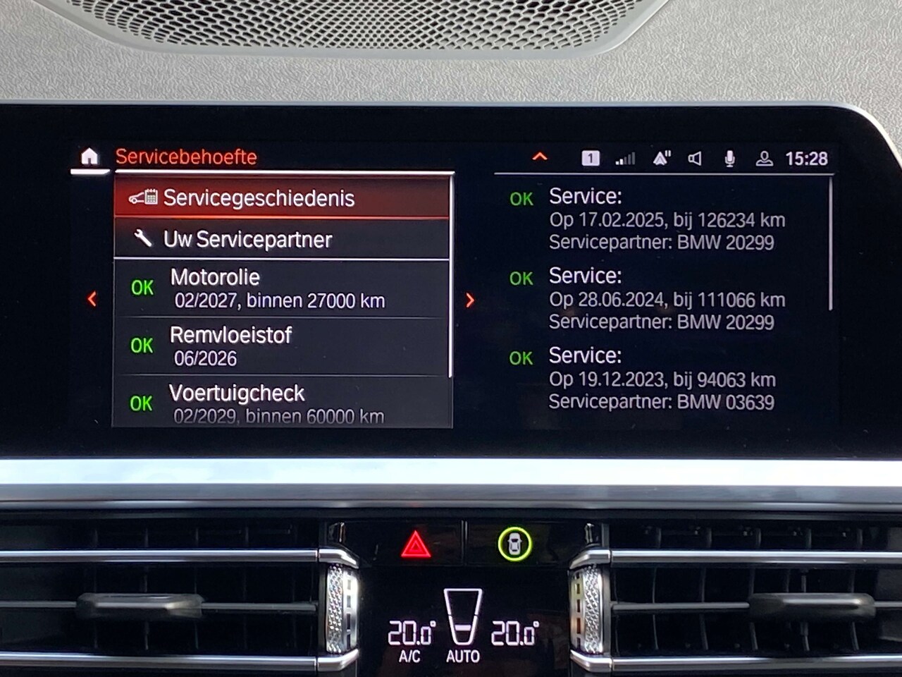 BMW 3-serie - 330i Executive Edition M-SPORT PAKKET EN DEALER ONDERHOUDEN