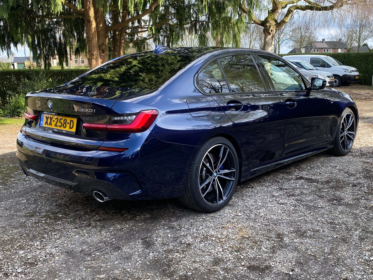 BMW 3-serie - 330i Executive Edition M-SPORT PAKKET EN DEALER ONDERHOUDEN