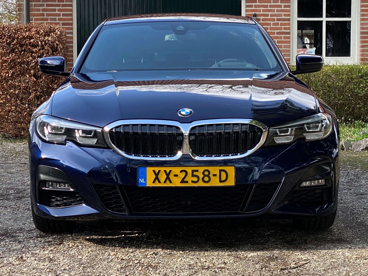 BMW 3-serie - 330i Executive Edition M-SPORT PAKKET EN DEALER ONDERHOUDEN