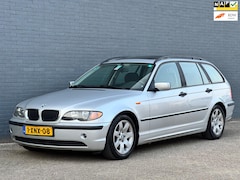 BMW 3-serie Touring - 318i Special Executive/AUT/SCHUIFDAK/PSENSOR/STOELVERW