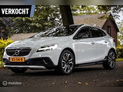 Volvo V40 Cross Country - 1.5 T3 Polar+ Luxury