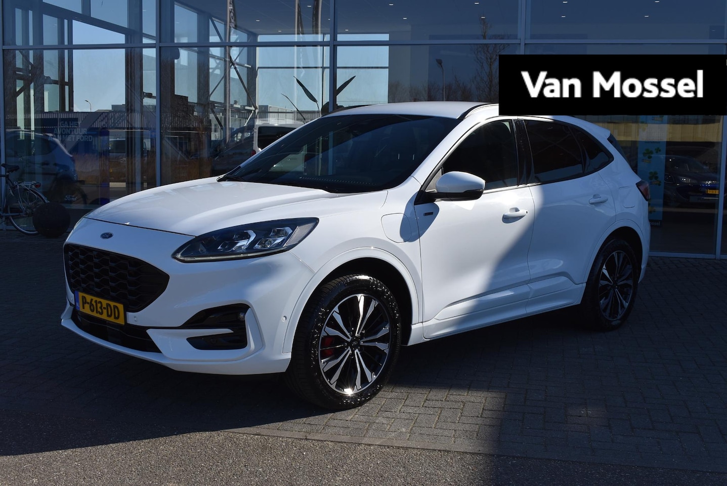 Ford Kuga - 2.5 PHEV ST-Line X | Climate Control | Adaptieve Cruise Control | Winterpakket | 19" LMV | - AutoWereld.nl