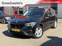 BMW X3 - xDrive30e 20159km Navi/LED/Camera