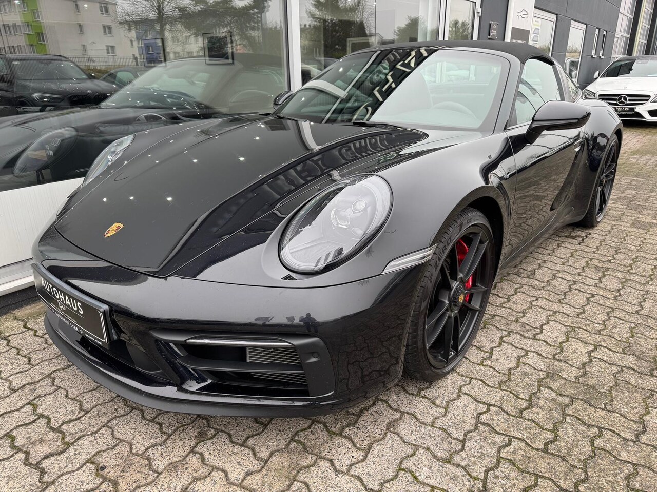 Porsche 911 Targa - 4 GTS | BTW | Centerlock | 2024 - AutoWereld.nl